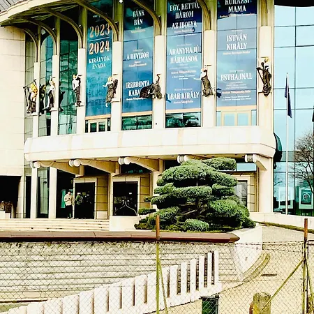 شقة Hanna&rita In The Centre Lonyay 42a 3rd Floor In The Back Yard